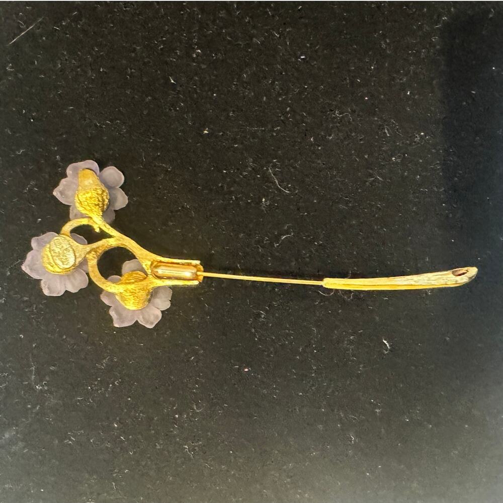 Vintage‎ Givenchy Paris NY Purple Lucite Floral Gold toned Stick Brooch signed - Picture 4 of 7